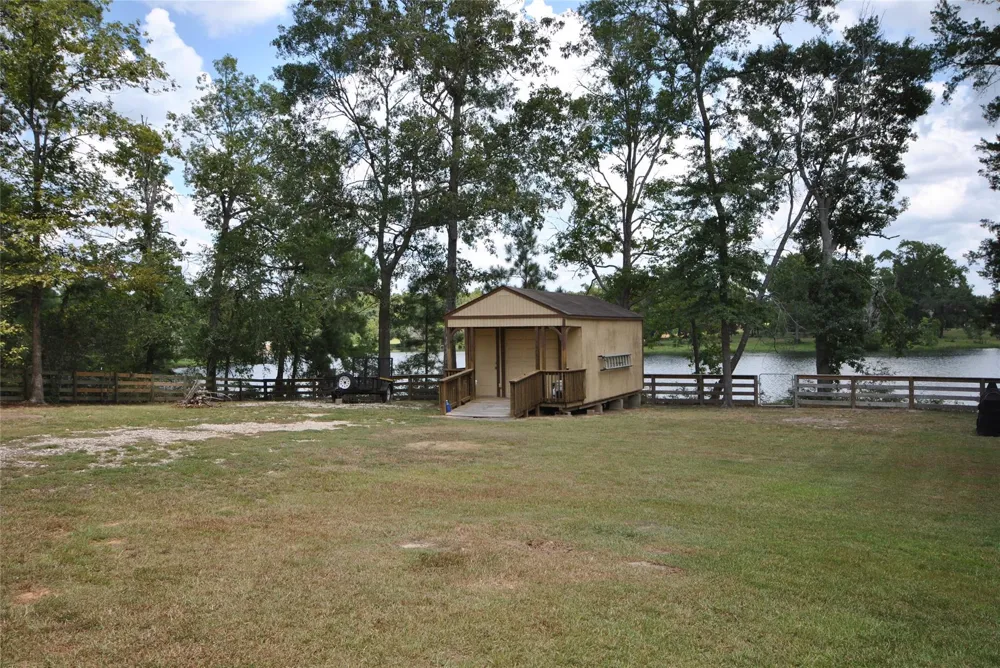 12960 Royal Shores Drive Conroe, TX 77303