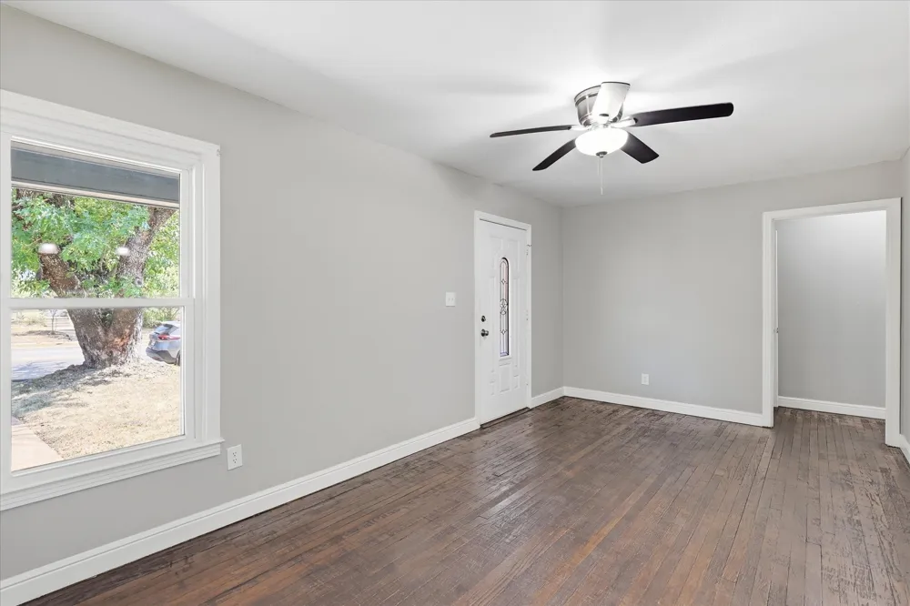 4512 Wabash Avenue Fort Worth, TX 76133
