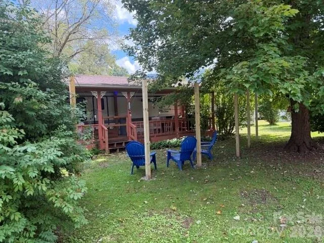 284 Aqua Vista Loop Waynesville, NC 28786