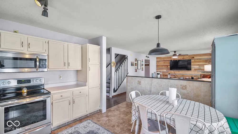 55 Kensington Court Pittsboro, IN 46167
