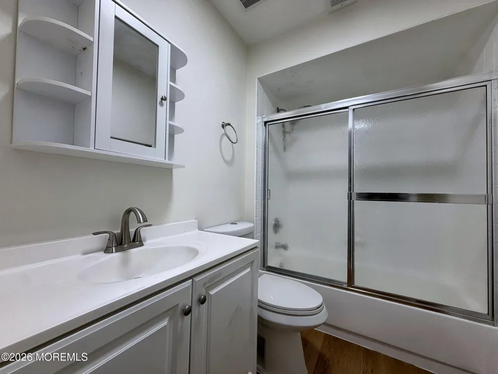 148 Delaware Trail Lakewood, NJ 08701
