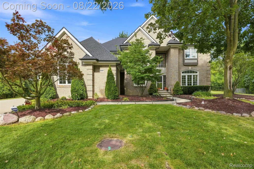 22099 Barclay Court Novi City, MI 48374