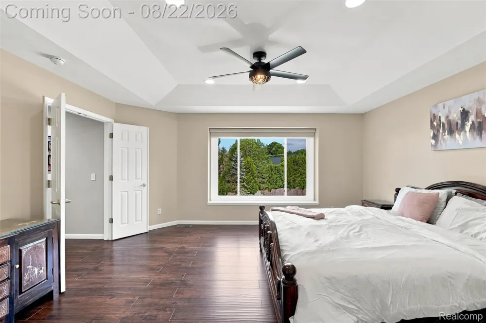 22099 Barclay Court Novi City, MI 48374