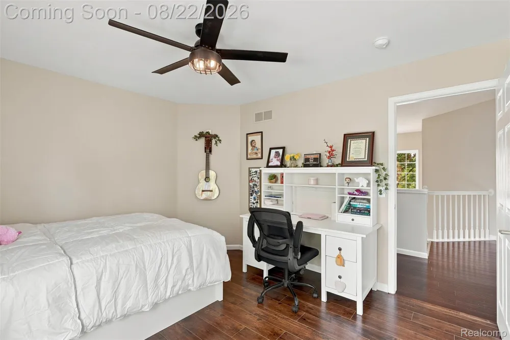 22099 Barclay Court Novi City, MI 48374