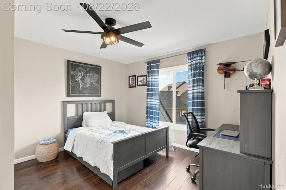22099 Barclay Court Novi City, MI 48374