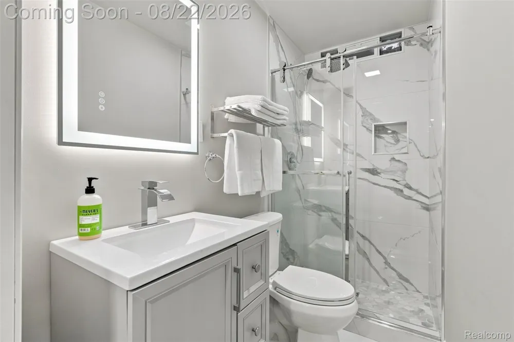 22099 Barclay Court Novi City, MI 48374