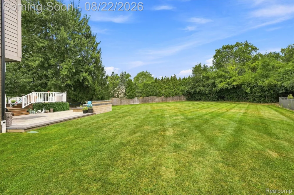 22099 Barclay Court Novi City, MI 48374