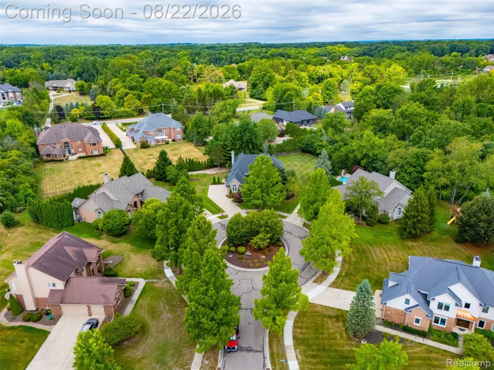 22099 Barclay Court Novi City, MI 48374