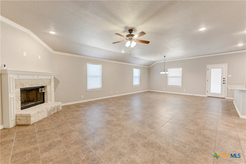 8404 Preserve Trail Killeen, TX 76542
