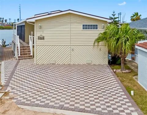 154 E Bonnet Circle