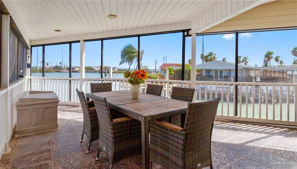 154 E Bonnet Circle Port Isabel, TX 78578