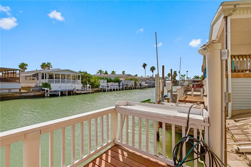 154 E Bonnet Circle Port Isabel, TX 78578