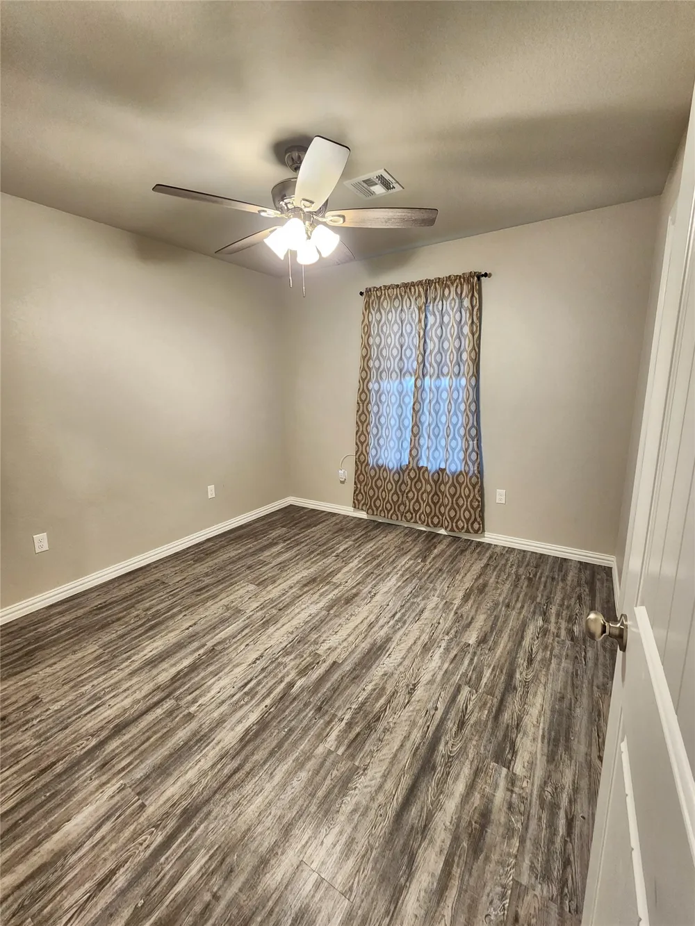 505 Sweet Pea Lane Madill, OK 73446