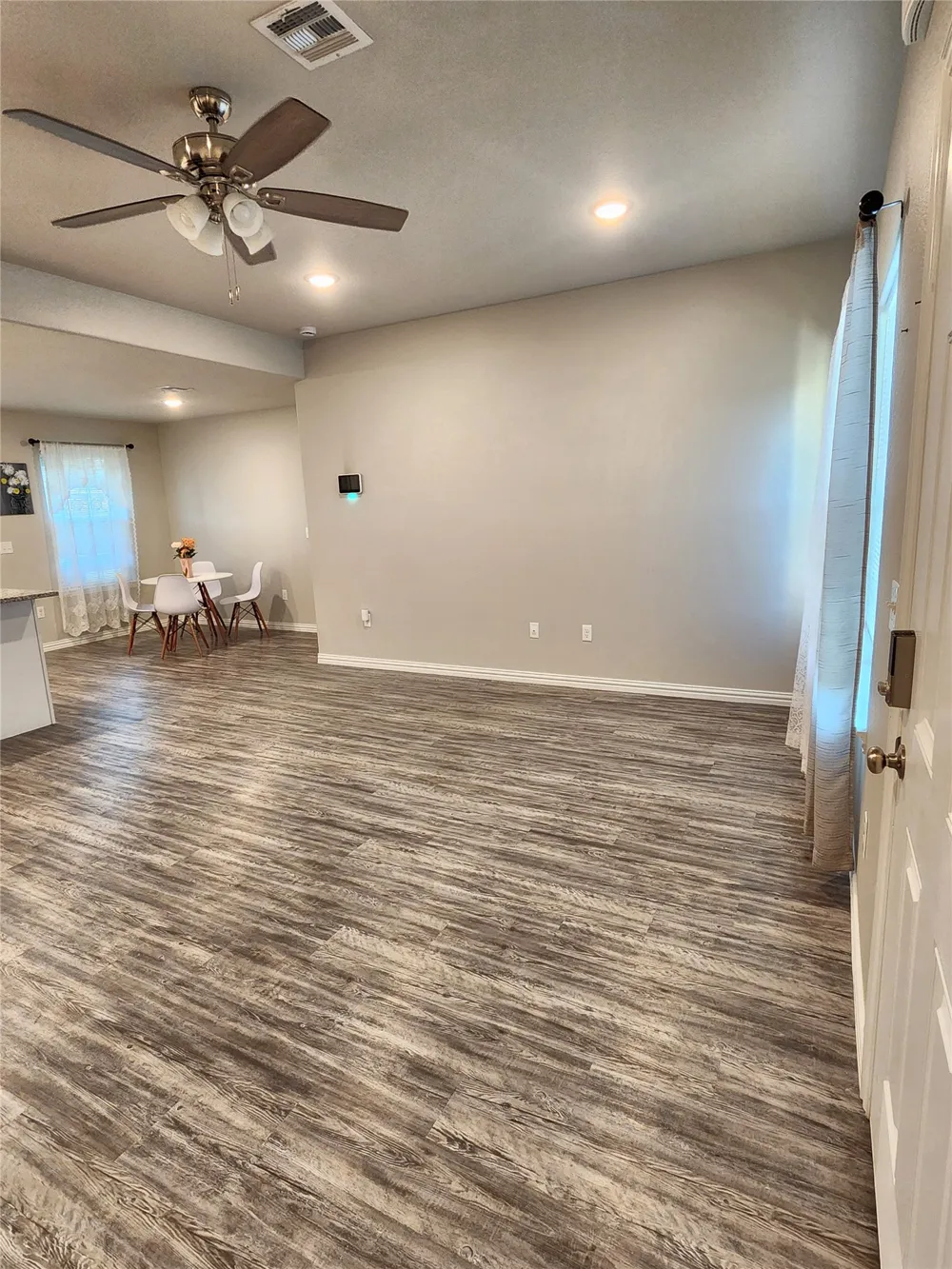 505 Sweet Pea Lane Madill, OK 73446