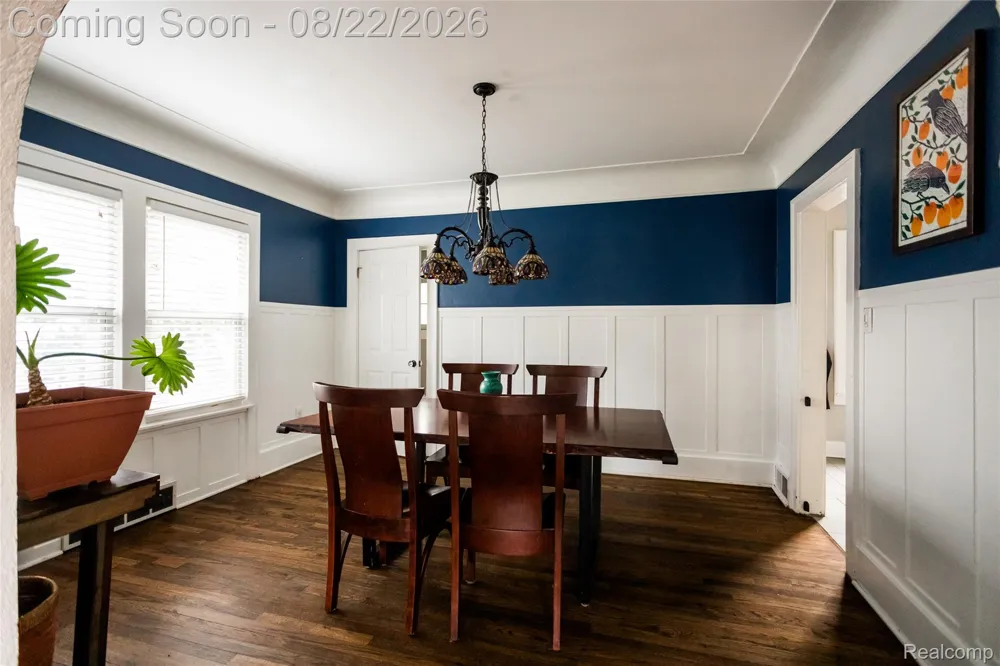 2220 Hyland Street Ferndale City, MI 48220