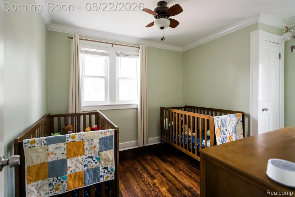 2220 Hyland Street Ferndale City, MI 48220