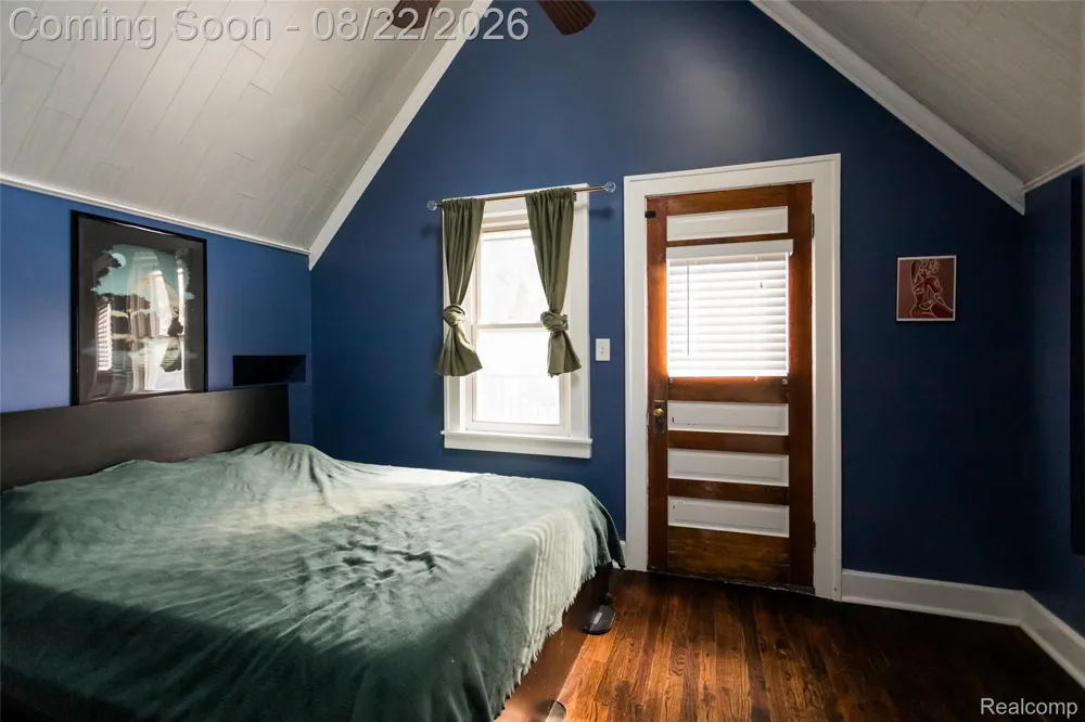 2220 Hyland Street Ferndale City, MI 48220