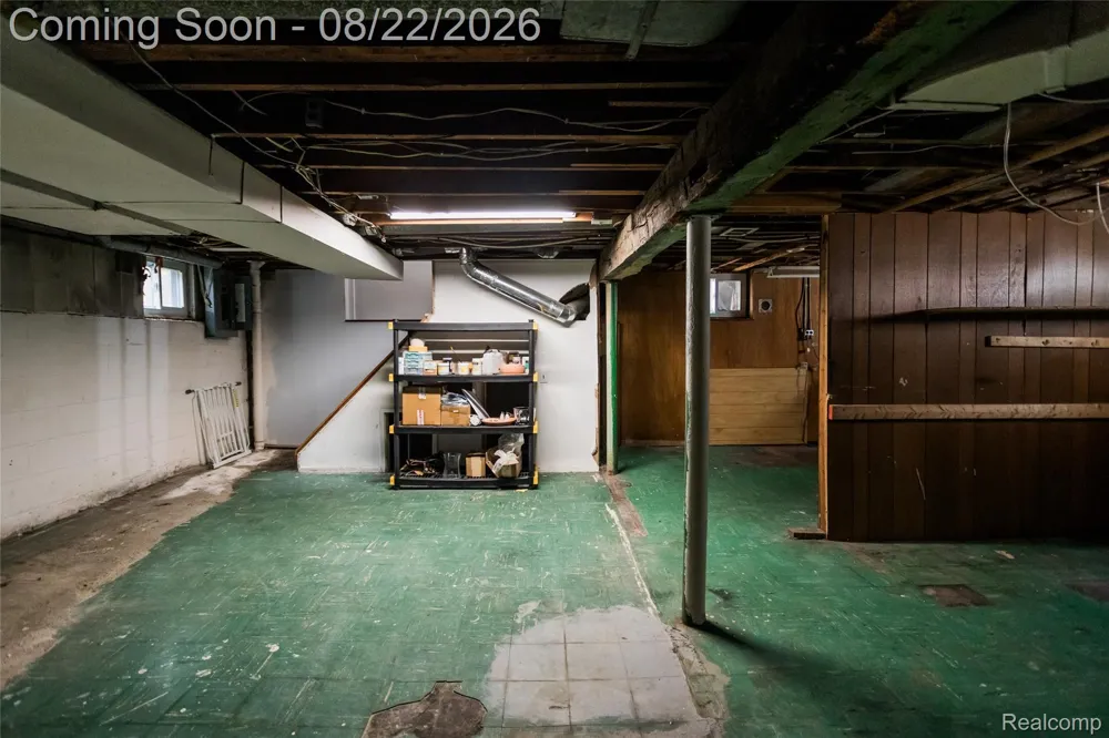 2220 Hyland Street Ferndale City, MI 48220