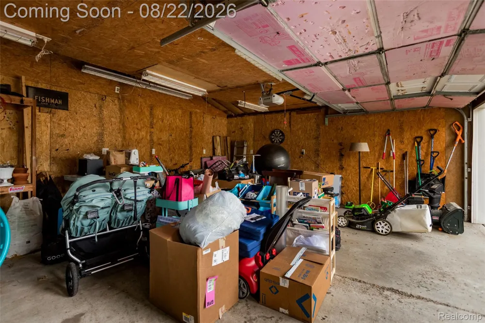 2220 Hyland Street Ferndale City, MI 48220