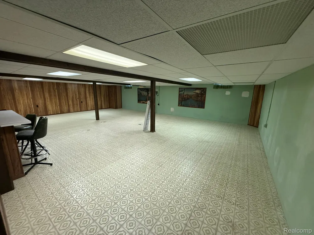 39232 Donahue Drive Clinton Charter Township, MI 48038