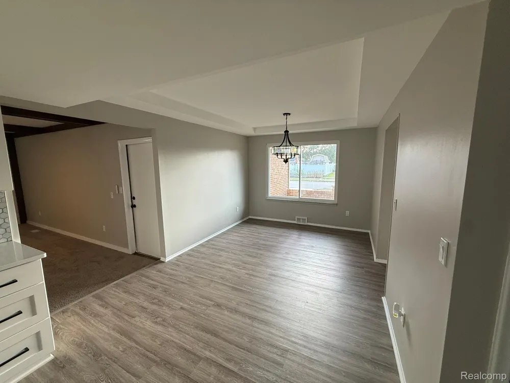 39232 Donahue Drive Clinton Charter Township, MI 48038