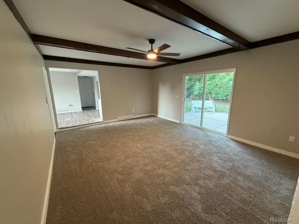 39232 Donahue Drive Clinton Charter Township, MI 48038