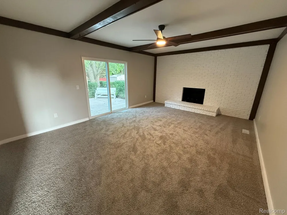 39232 Donahue Drive Clinton Charter Township, MI 48038