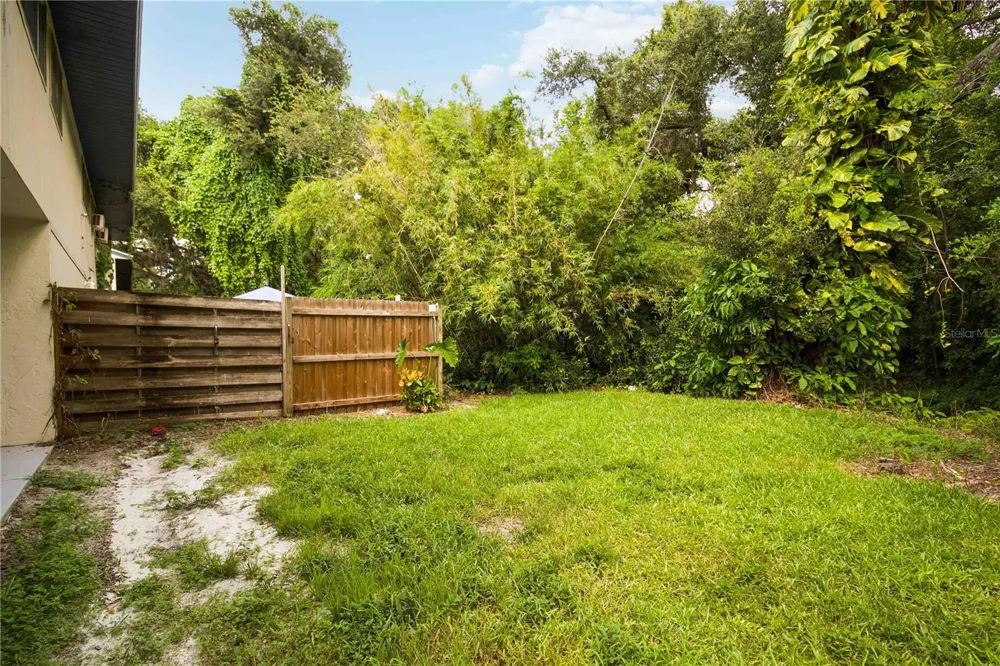 1125 LONGFELLOW WAY #125-B Sarasota, FL 34243