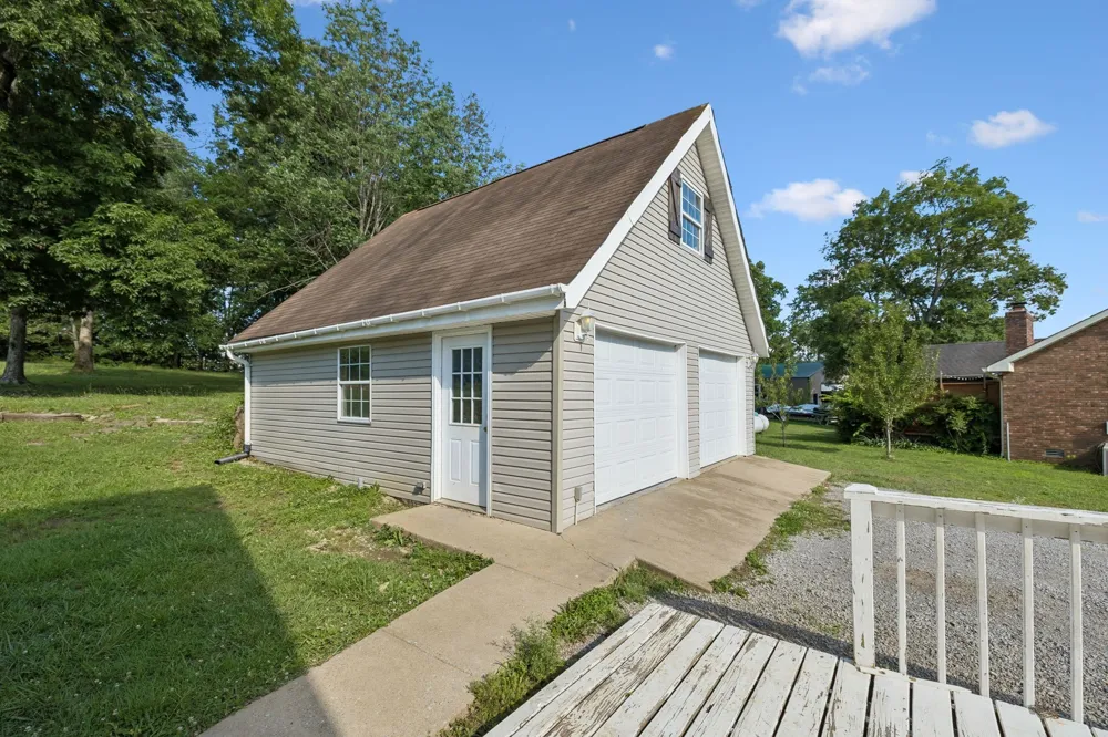 636 Shelley Dr Mount Juliet, TN 37122