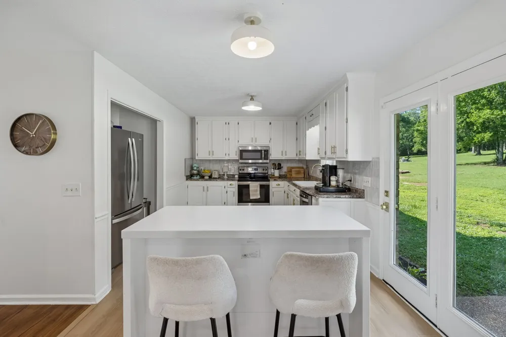 636 Shelley Dr Mount Juliet, TN 37122