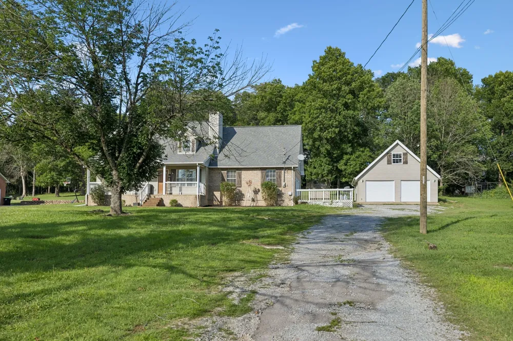 636 Shelley Dr Mount Juliet, TN 37122