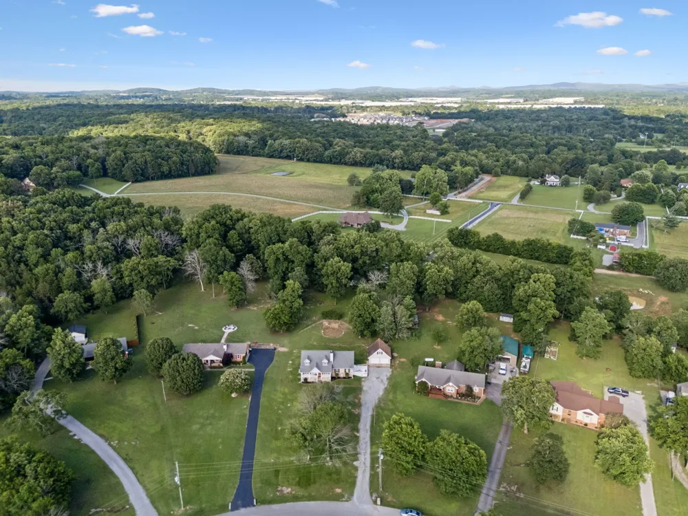 636 Shelley Dr Mount Juliet, TN 37122