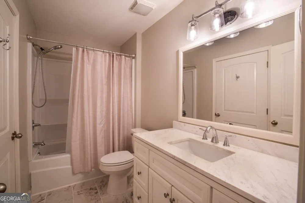 36 NE Thunderhawk LN NE Rydal, GA 30171