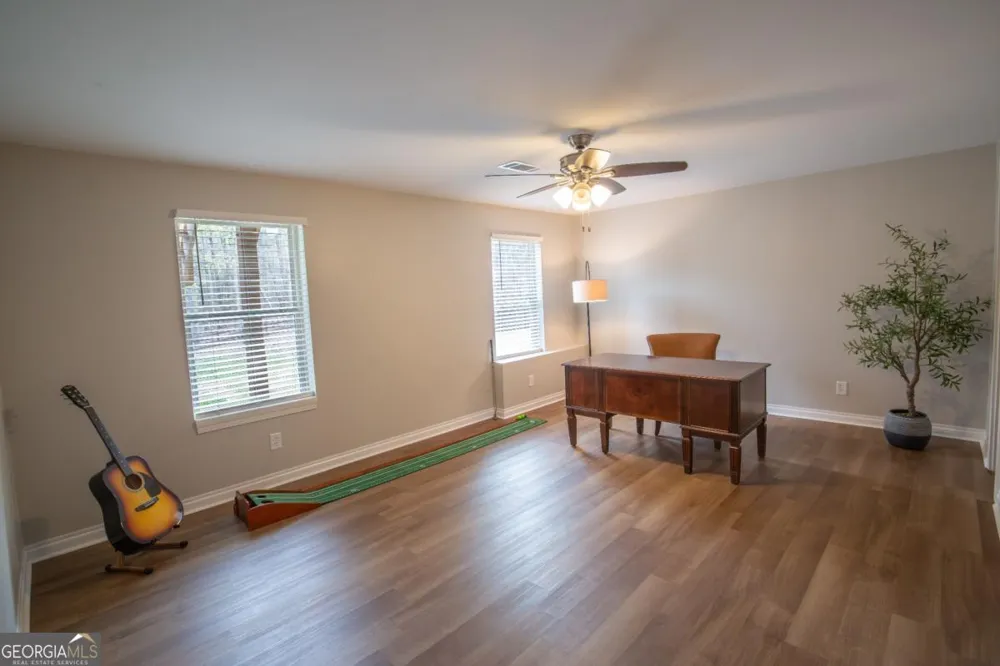 36 NE Thunderhawk LN NE Rydal, GA 30171