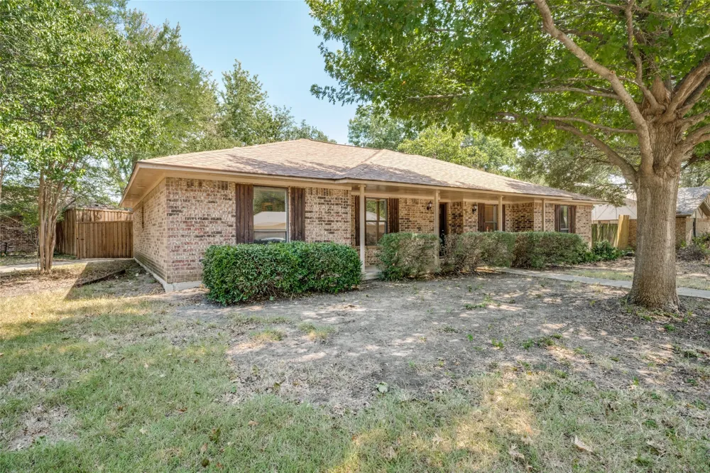 3204 Broken Arrow Road Denton, TX 76209