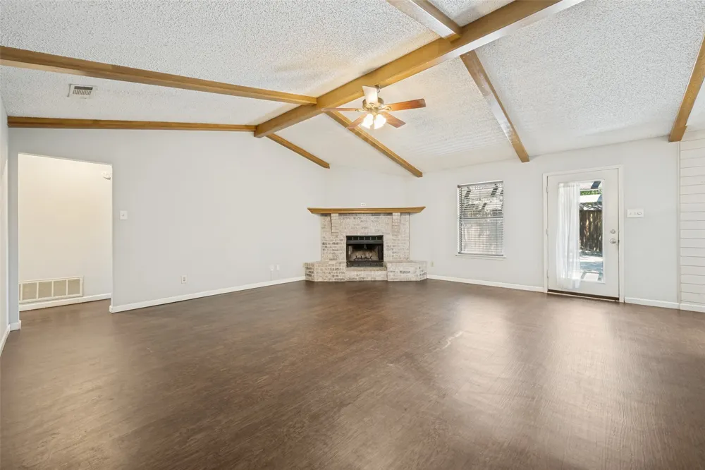 3204 Broken Arrow Road Denton, TX 76209