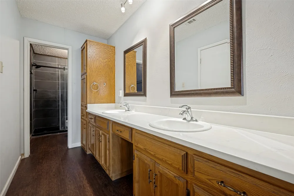 3204 Broken Arrow Road Denton, TX 76209