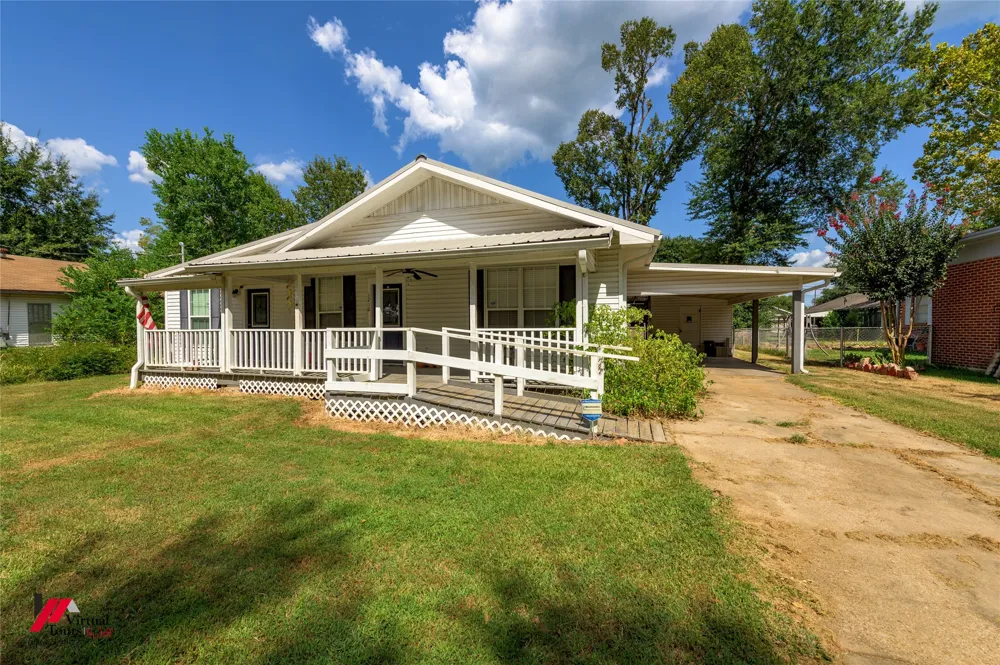1210 S Third Jonesboro, LA 71247