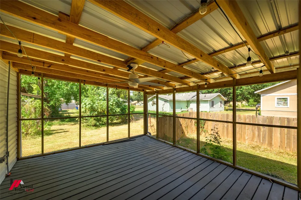 1210 S Third Jonesboro, LA 71247