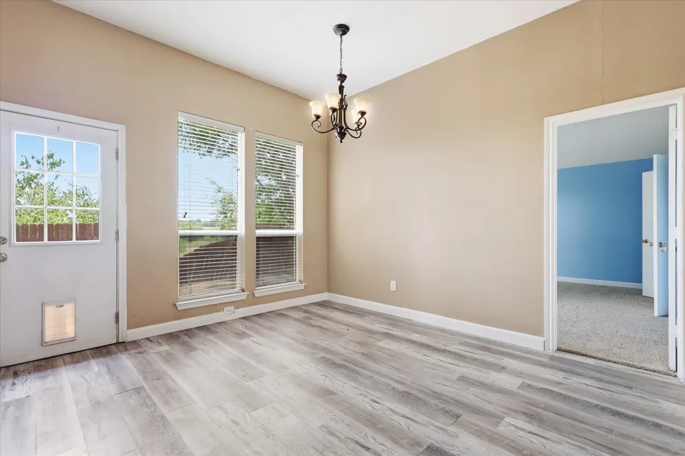 3003 Lake Ridge Drive Sanger, TX 76266