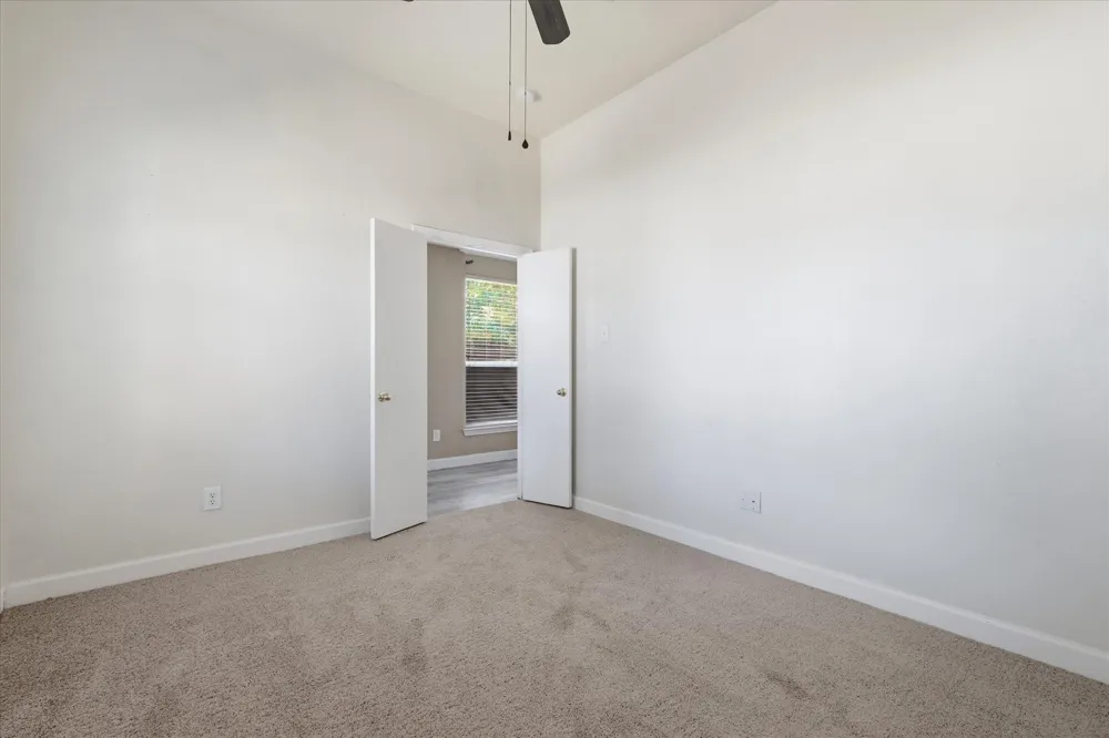 3003 Lake Ridge Drive Sanger, TX 76266