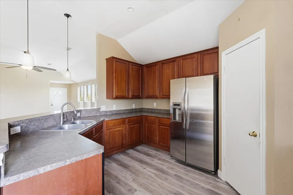 3003 Lake Ridge Drive Sanger, TX 76266