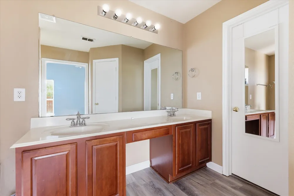 3003 Lake Ridge Drive Sanger, TX 76266