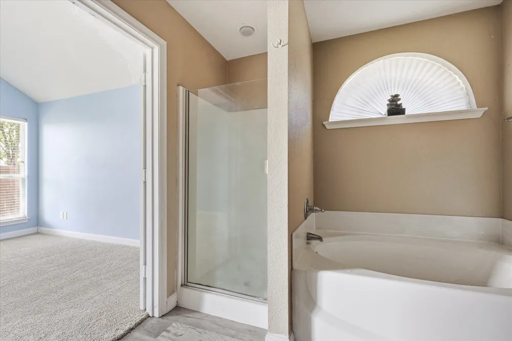 3003 Lake Ridge Drive Sanger, TX 76266