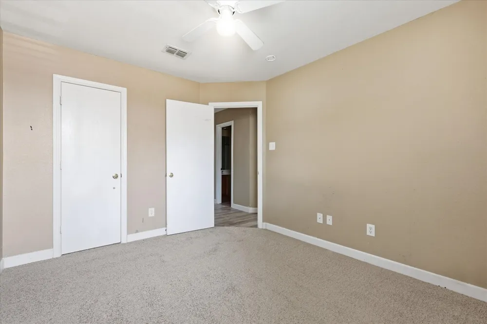 3003 Lake Ridge Drive Sanger, TX 76266