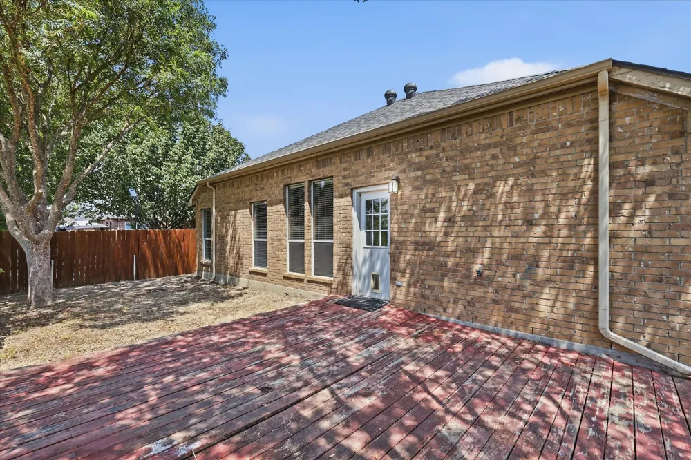 3003 Lake Ridge Drive Sanger, TX 76266