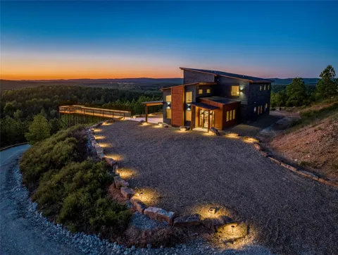42 Sweet Magnolia Lane
