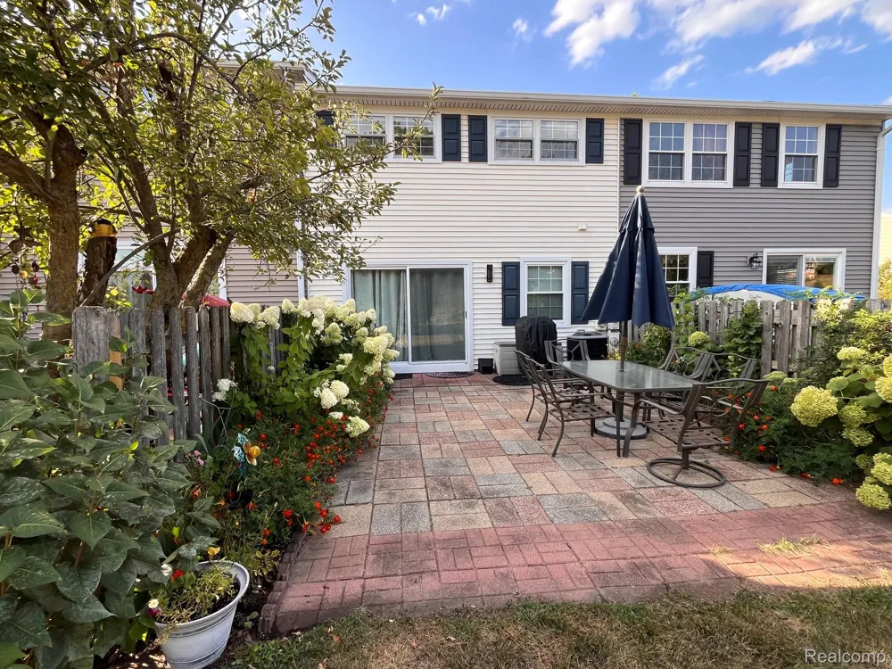 41305 Lagoon Court Northville Township, MI 48167