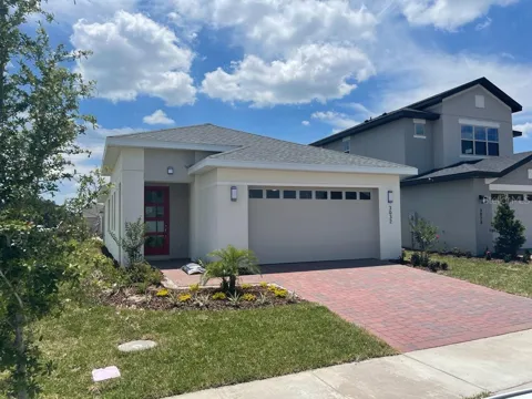 3032 CRISPIN CIRCLE