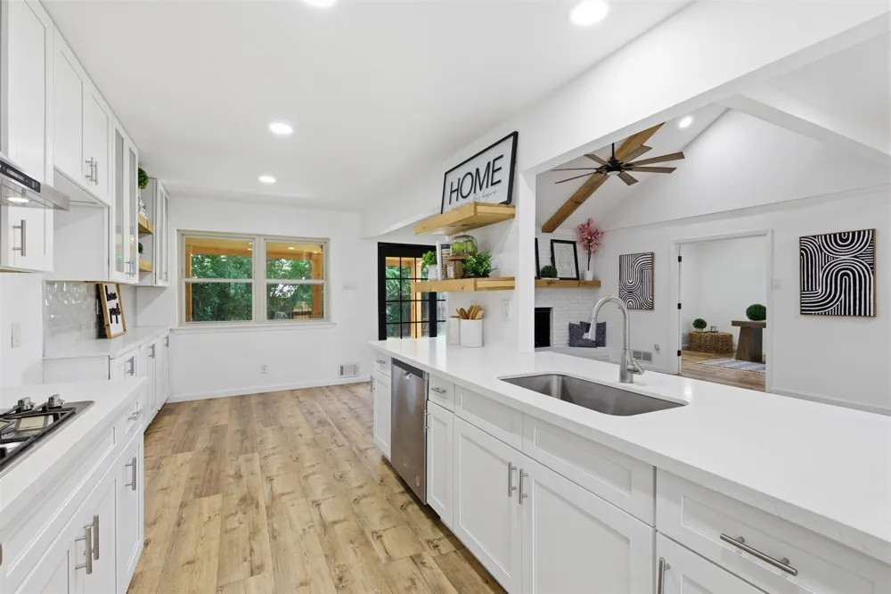 11022 Ferndale Dallas, TX 75238
